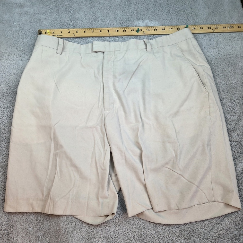 Tiger Woods Collection Golf Shorts Mens 42 Flat Front Performance Beige Khaki